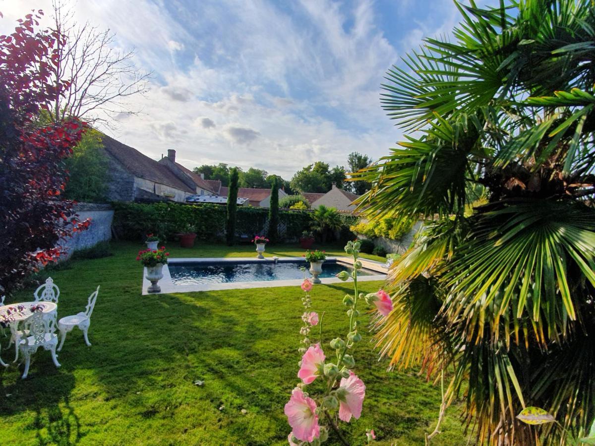 Bed and Breakfast Les Glycines Ury Esterno foto