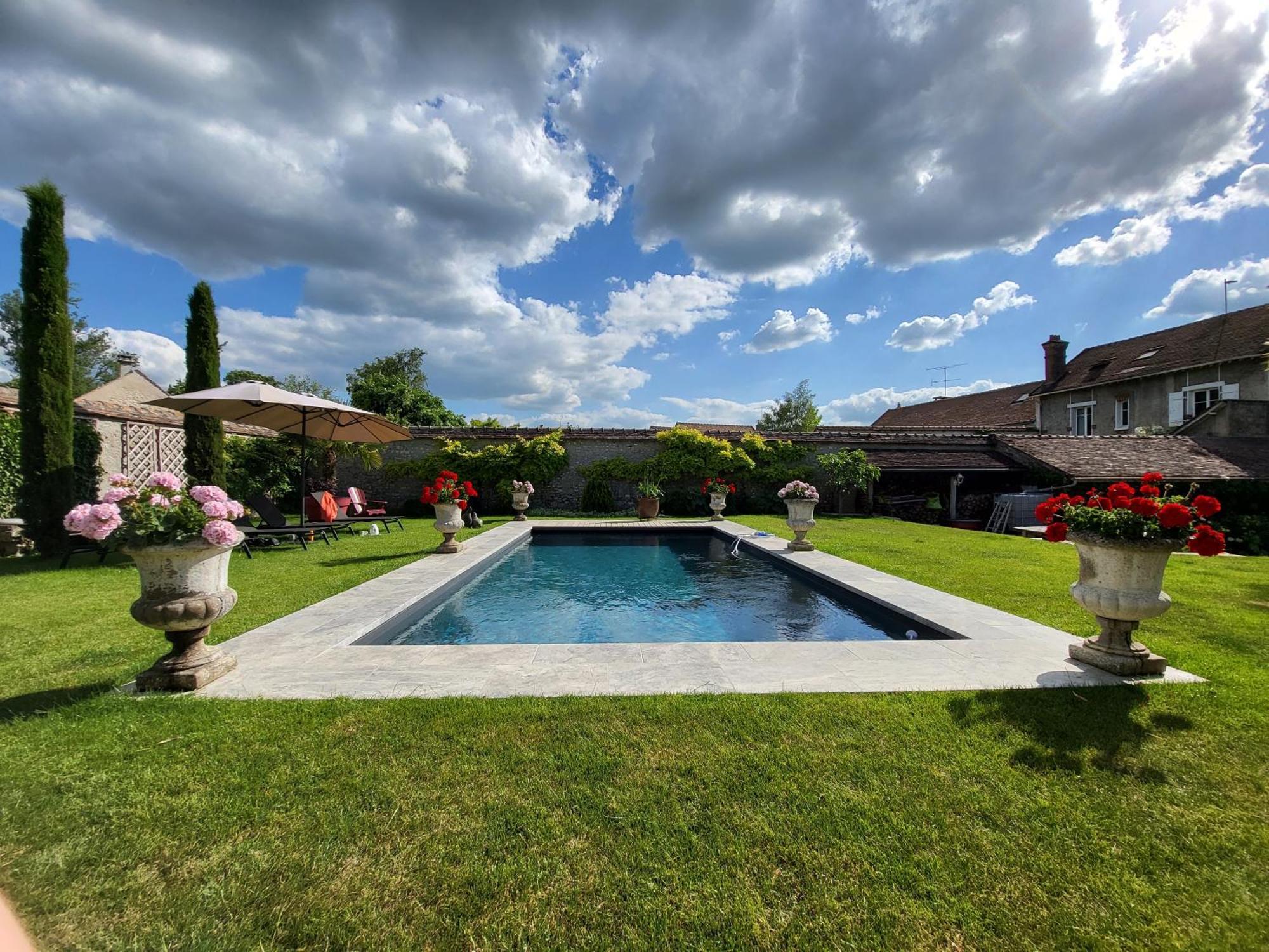 Bed and Breakfast Les Glycines Ury Esterno foto