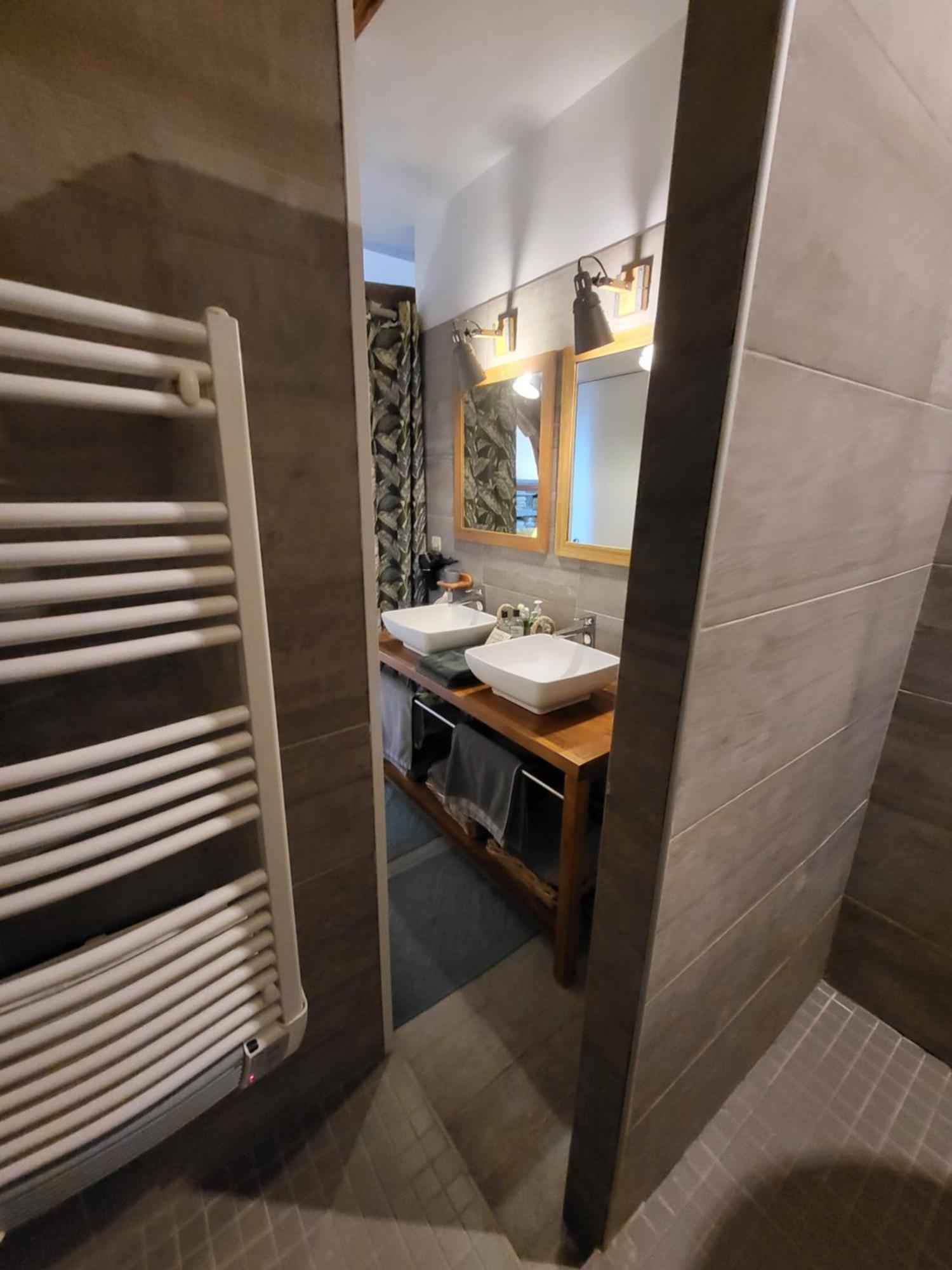 Bed and Breakfast Les Glycines Ury Esterno foto
